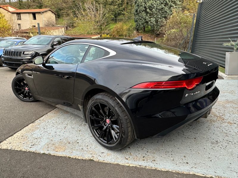 JAGUAR F-Type COUPE 3.0 V6 340 R-Dynamic*1°Main*PANO*CAMERA*MERIDIAN*