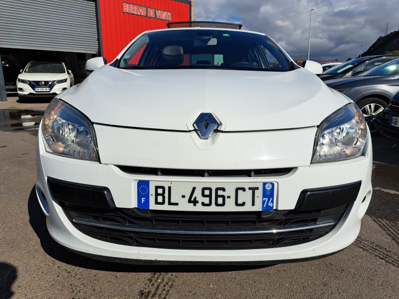 RENAULT MEGANE 2011