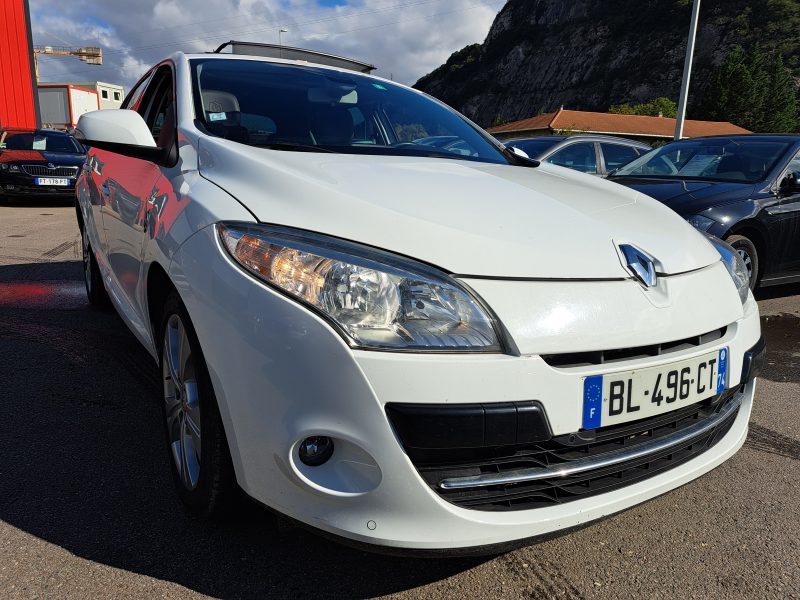 RENAULT MEGANE 2011