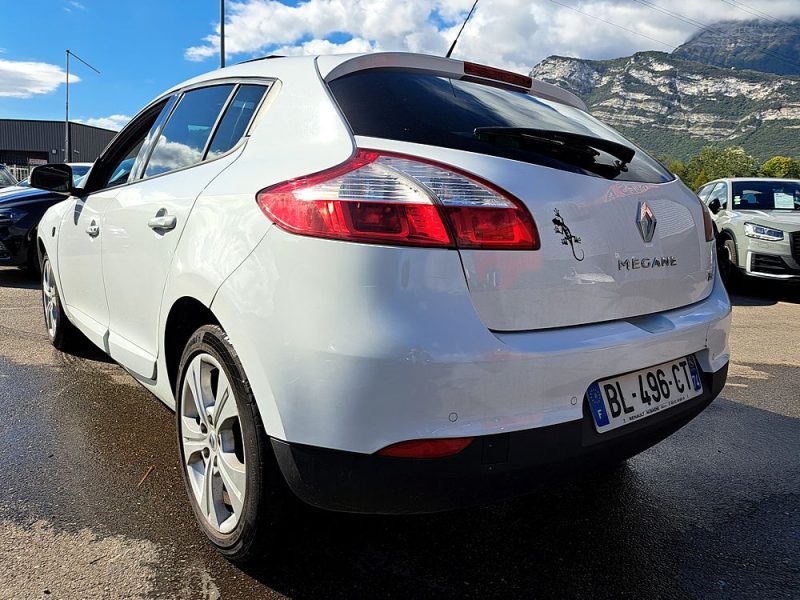 RENAULT MEGANE 2011