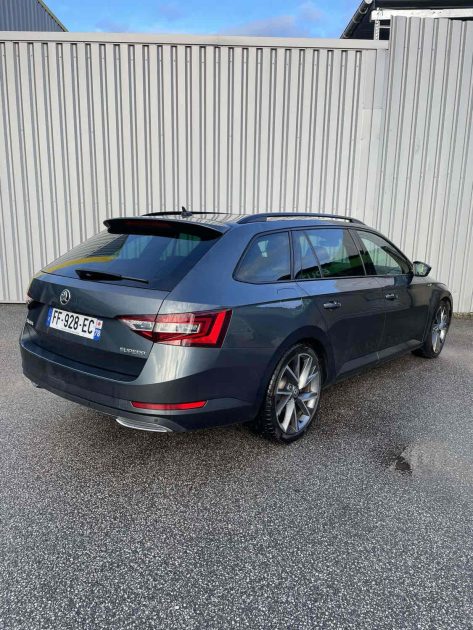 SKODA SUPERB 2019