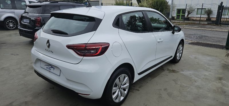 RENAULT CLIO 2019