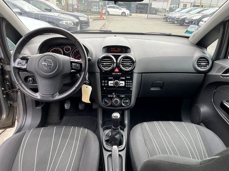 OPEL CORSA 2011