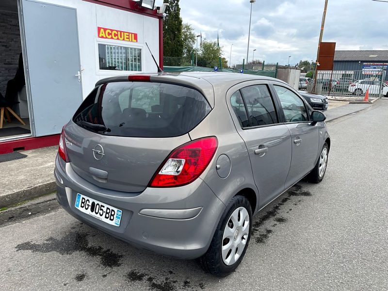 OPEL CORSA 2011