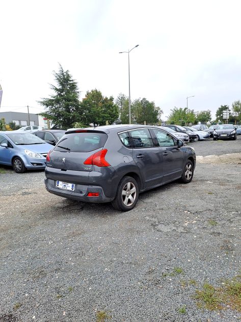 PEUGEOT 3008 2009