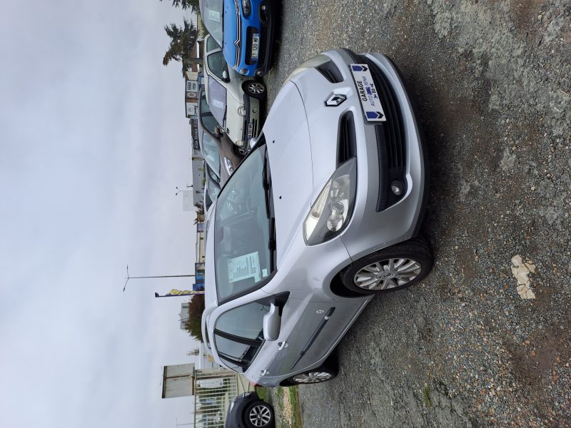 RENAULT CLIO 2009