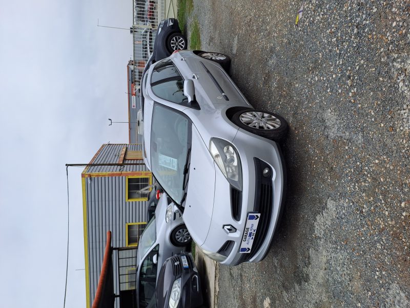 RENAULT CLIO 2009