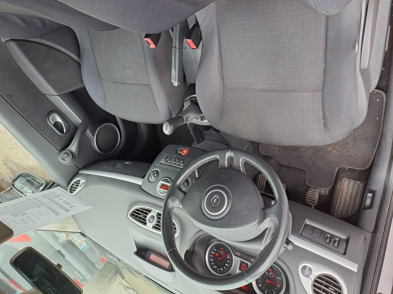 RENAULT CLIO 2009