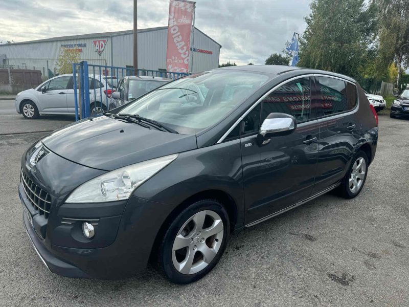 PEUGEOT 3008 1.6 HDi 115Cv ALLURE