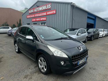 PEUGEOT 3008 1.6 HDi 115Cv ALLURE