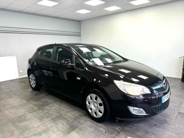 OPEL ASTRA J 2012