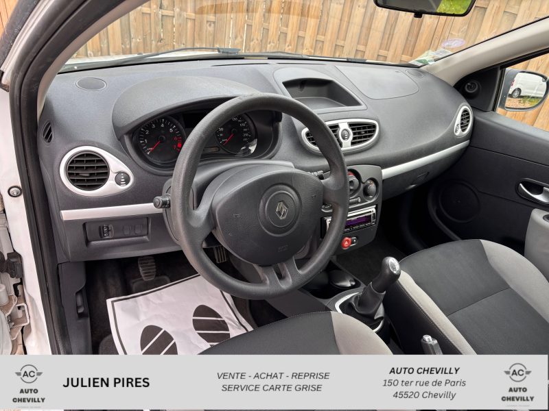 RENAULT CLIO III 1.2 Authentique