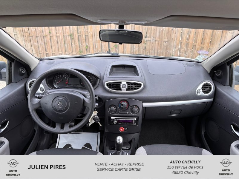 RENAULT CLIO III 1.2 Authentique