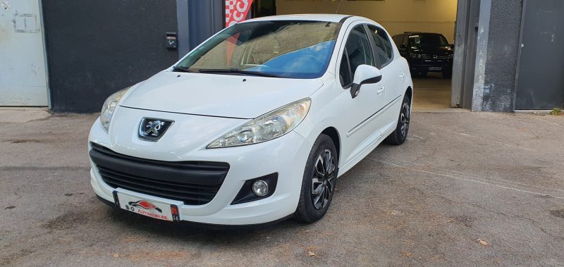 Peugeot 207 + Phase 2 1.4 HDi 68 ch, *Très peu kilométré*, *Idéale jeune conducteur*