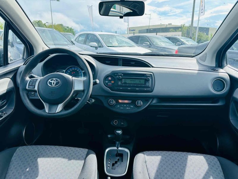 TOYOTA YARIS 1.5 HYBRID LIFE 100H