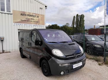 OPEL VIVARO 2004