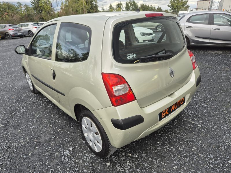 RENAULT TWINGO II 60cv AUTHENTIQUE 2008 143670 KM 