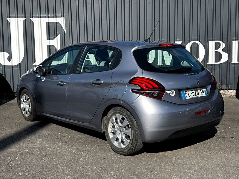 PEUGEOT 208  like 