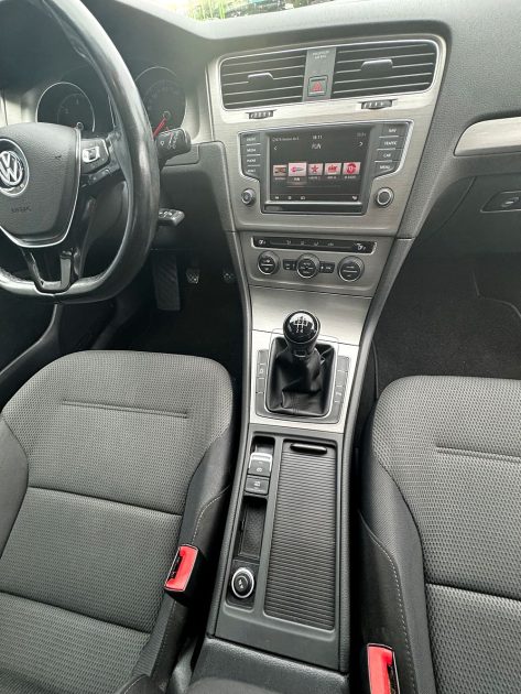 VOLKSWAGEN GOLF 2016