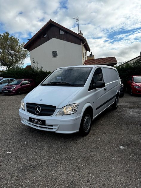 MERCEDES VITO 2012