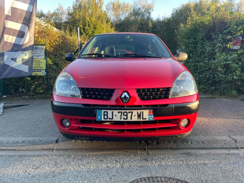 RENAULT CLIO II 1.2i 16V 75CV