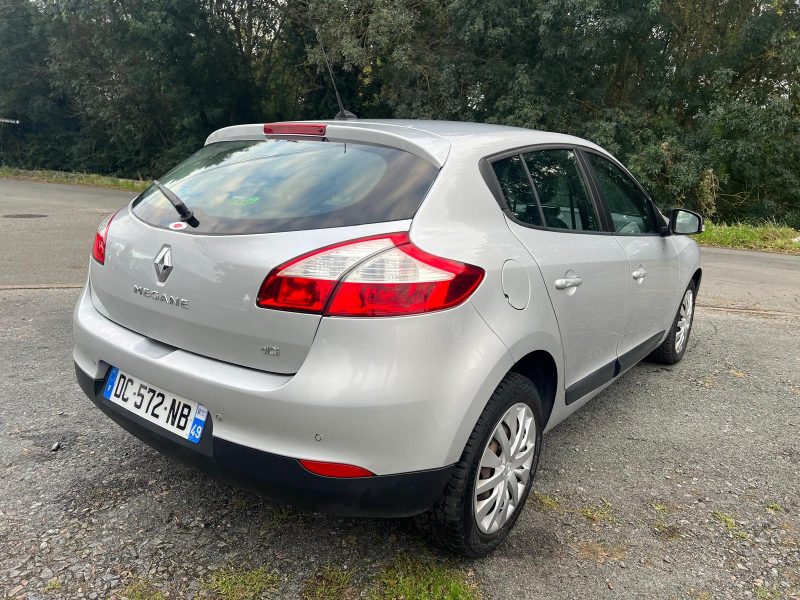 RENAULT MEGANE III 2014