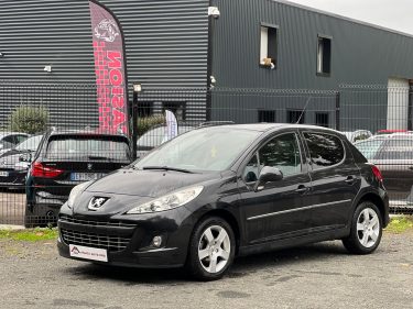 PEUGEOT 207 2010