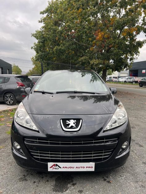 PEUGEOT 207 2010