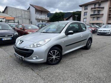 PEUGEOT  206 + 1.4i 75CV