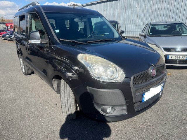 FIAT  DOBLO  2011