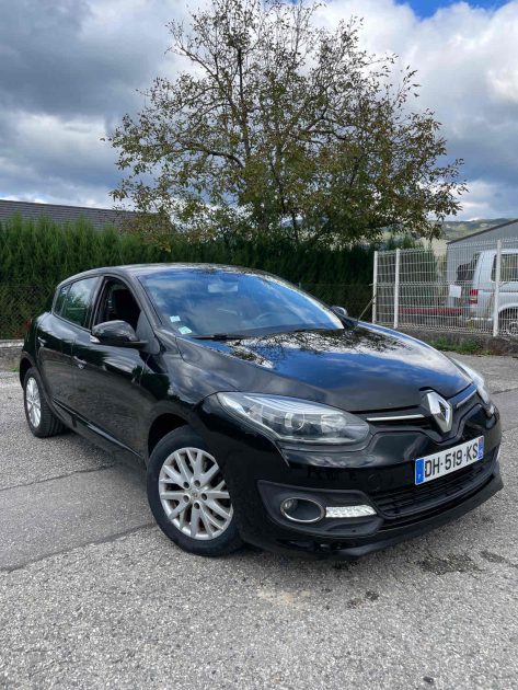 RENAULT MEGANE III garantie 12 mois