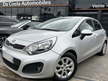 KIA RIO III 1.2 86 Cv 5 PORTES ESSENCE BLUETOOTH REGULATEUR CRIT AIR 1 78 400 Kms - GARANTIE 1 AN