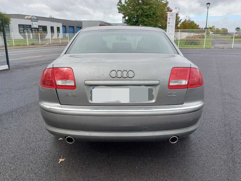 AUDI A8 2003