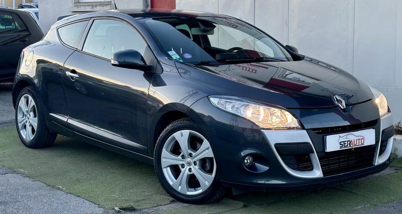 RENAULT MEGANE III COUPE 2011