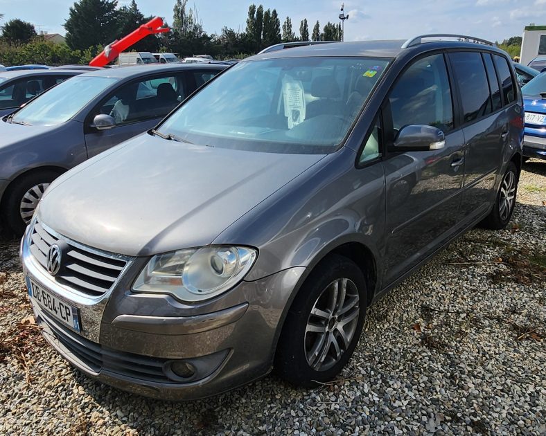 VOLKSWAGEN TOURAN 2007