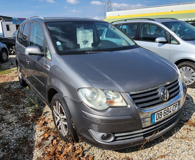 VOLKSWAGEN TOURAN 2007