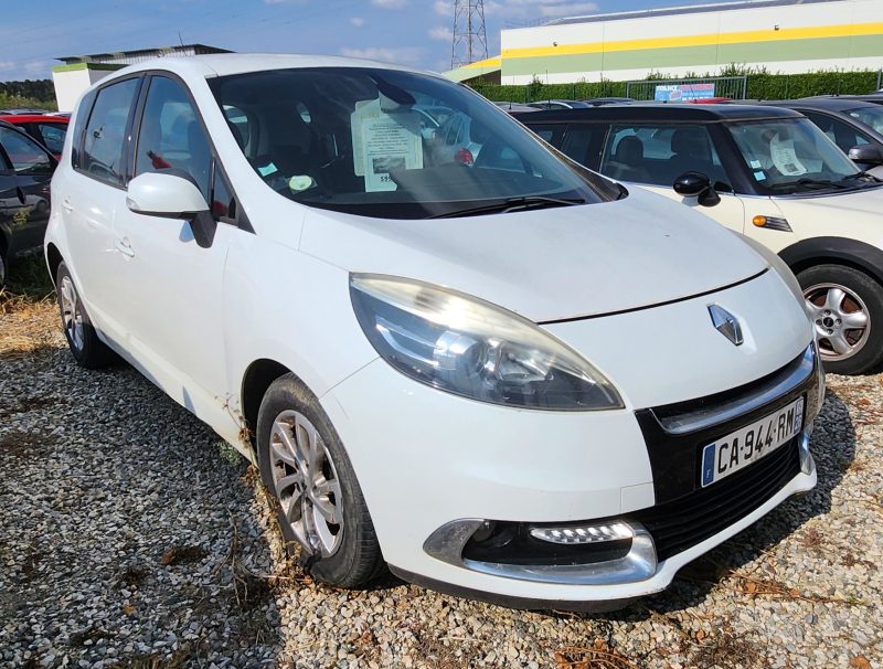 RENAULT SCENIC III 2012