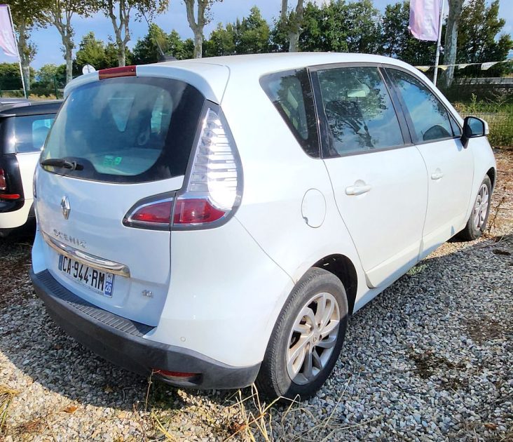 RENAULT SCENIC III 2012