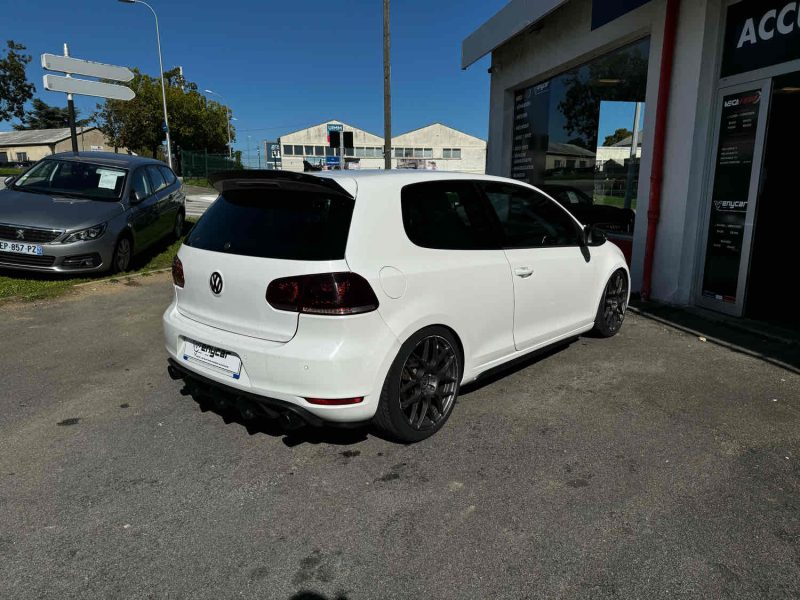 VOLKSWAGEN GOLF VI 2.0 TDI 170CH GTD