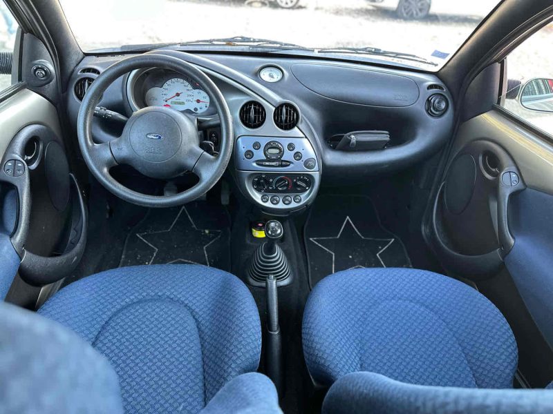 FORD KA 2004