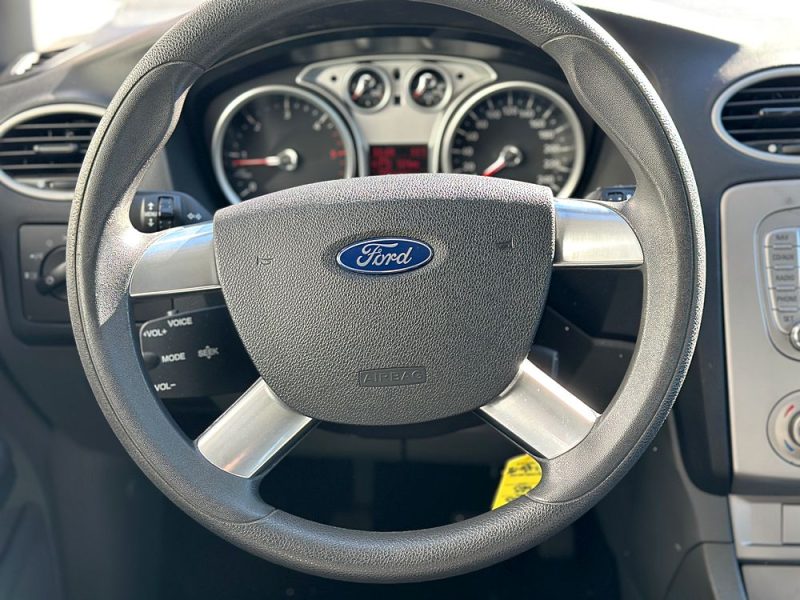 FORD FOCUS II 2010