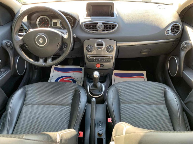 RENAULT CLIO 2010 1.5 dCi (86Ch)