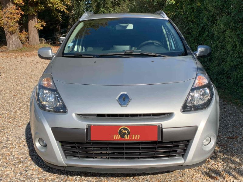 RENAULT CLIO 2010 1.5 dCi (86Ch)