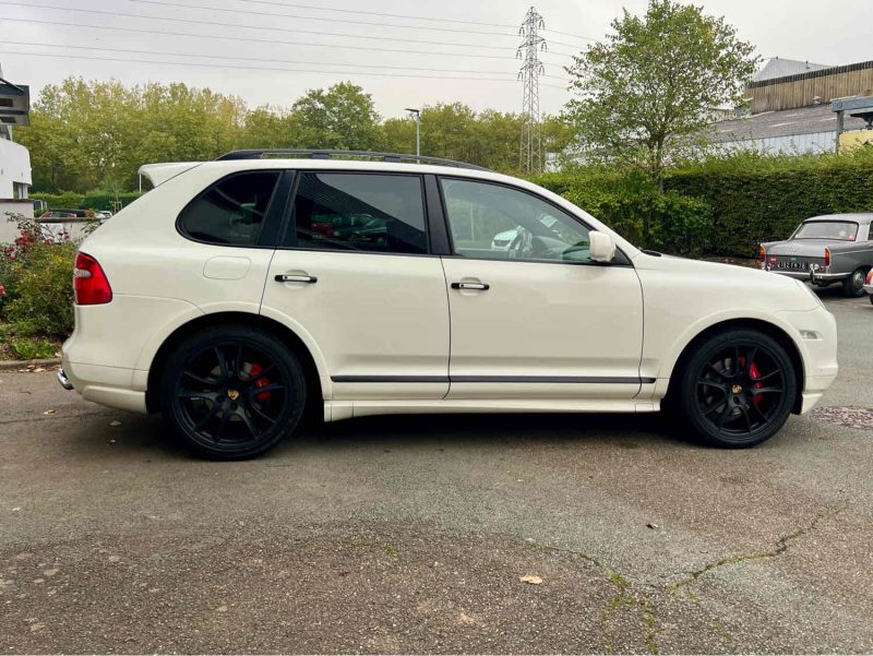 PORSCHE CAYENNE GTS 405ch 2008