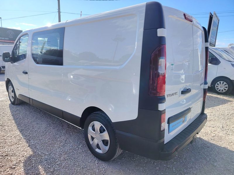 RENAULT TRAFIC 2017