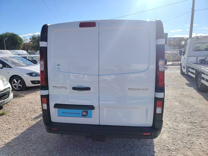 RENAULT TRAFIC 2017