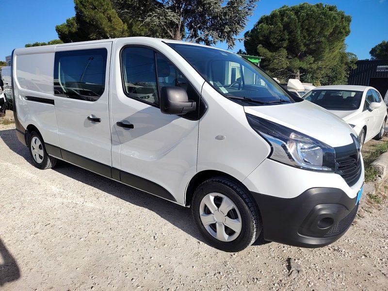 RENAULT TRAFIC 2017