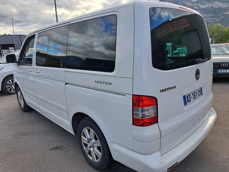 VOLKSWAGEN MULTIVAN 2009