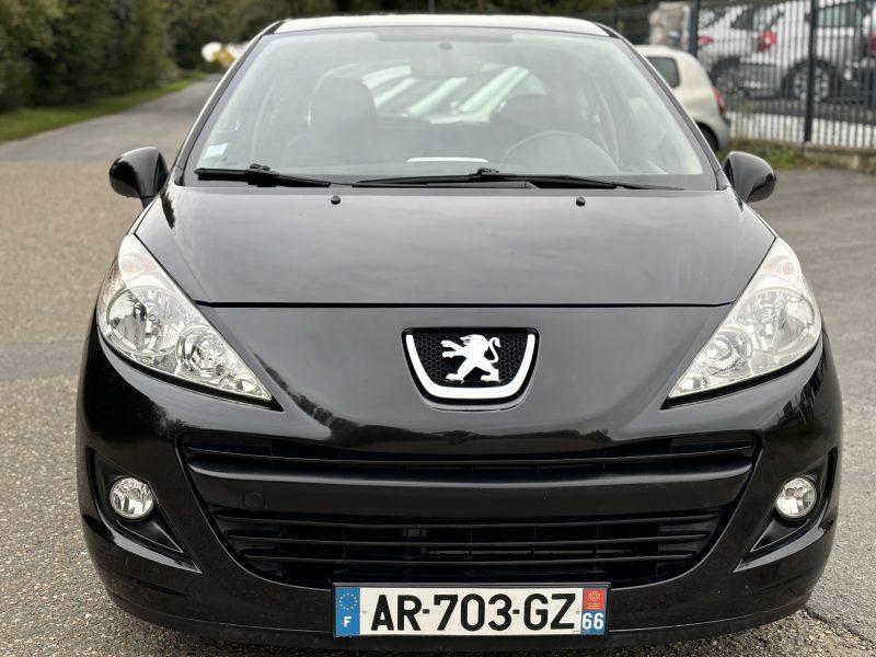 PEUGEOT 207 2010