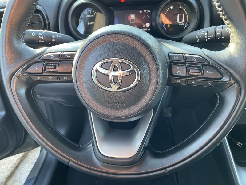 TOYOTA YARIS 2021